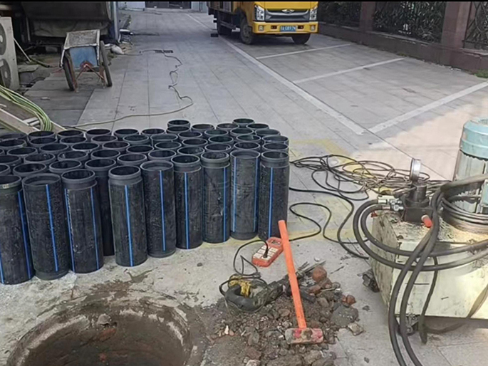 原州PE置换管厂家 DN315置换管 非开挖管短管置换